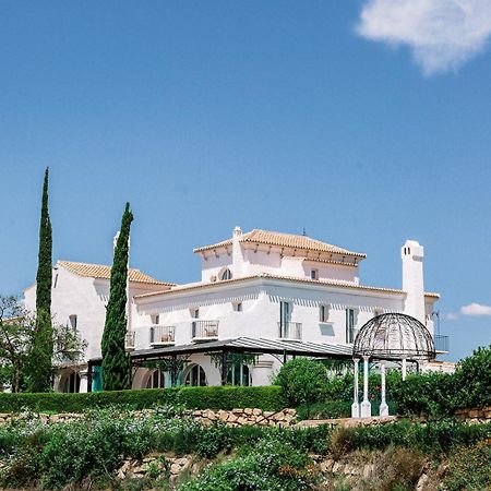 B Bou Hotel Cortijo Bravo Velez Malaga Exterior photo