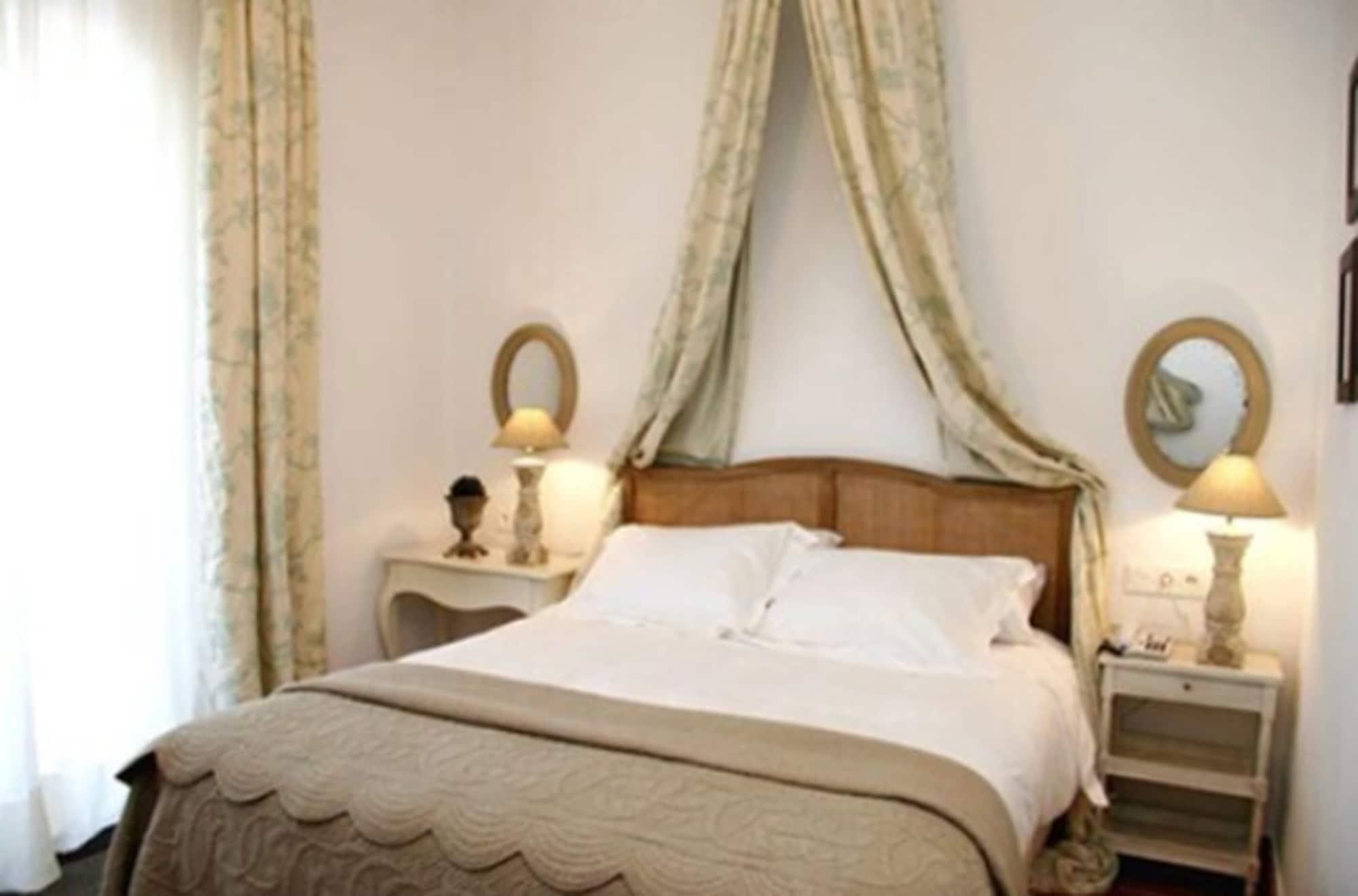 B Bou Hotel Cortijo Bravo Velez Malaga Exterior photo