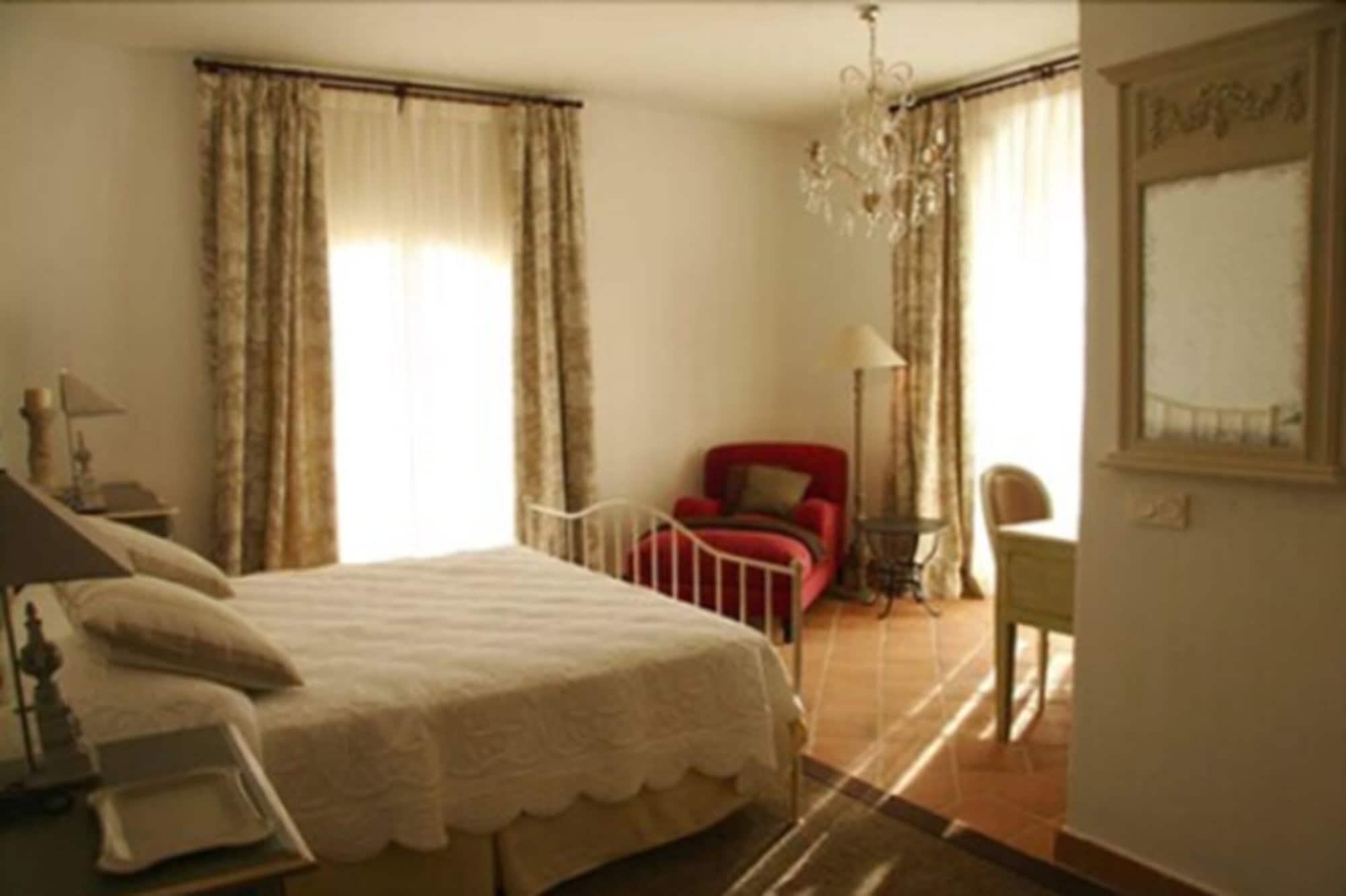 B Bou Hotel Cortijo Bravo Velez Malaga Exterior photo