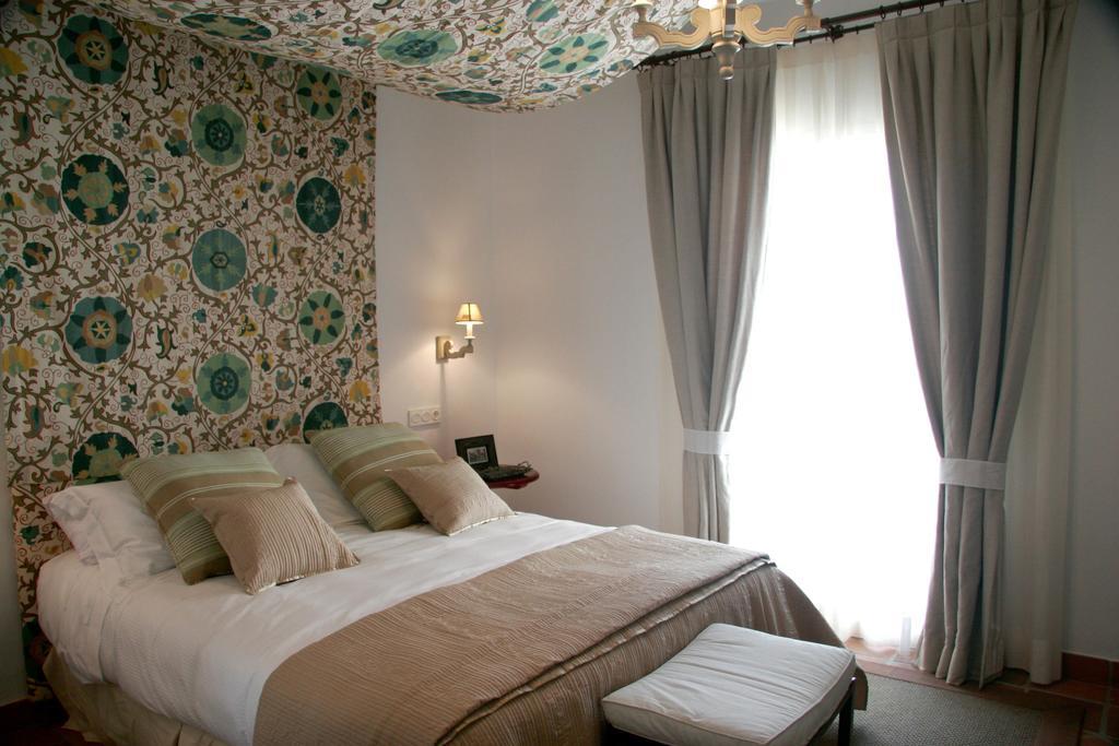 B Bou Hotel Cortijo Bravo Velez Malaga Exterior photo