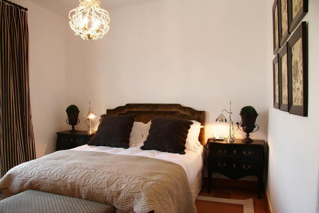 B Bou Hotel Cortijo Bravo Velez Malaga Exterior photo