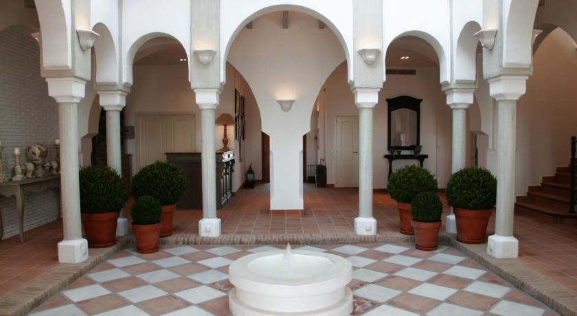 B Bou Hotel Cortijo Bravo Velez Malaga Exterior photo