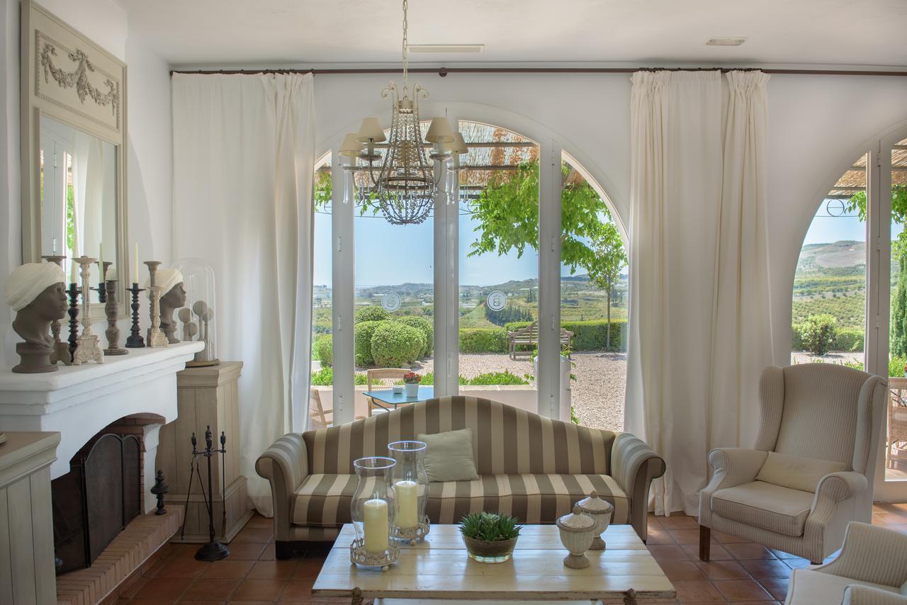 B Bou Hotel Cortijo Bravo Velez Malaga Exterior photo